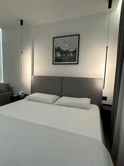 Elegant Studio - Tirana City Center 0*,