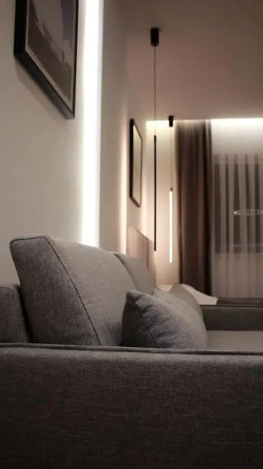 Apartment Elegant Studio - Tirana City Center